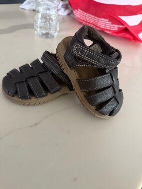 Clarks Black and Tan Kids Closed-Toe Hook-and-Loop Sandals